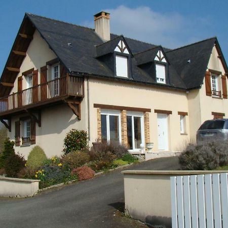 Chambres D'Hotes Le Bignon Dans Les Alpes Mancelles Villaines-la-Juhel Exteriör bild